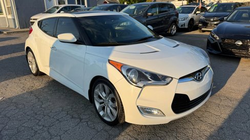 Used 2015 Hyundai Veloster w/ Option Group 02 image 7