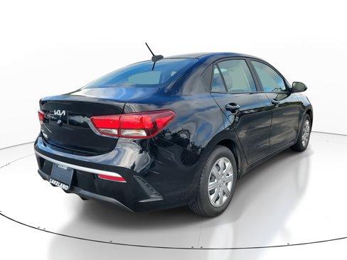 Used 2023 Kia Rio S image 4