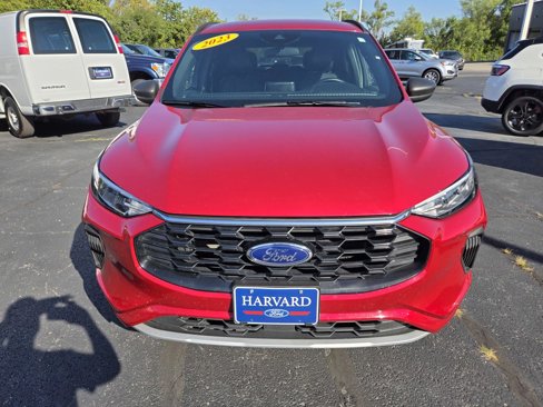 Used 2023 Ford Escape ST-Line image 2