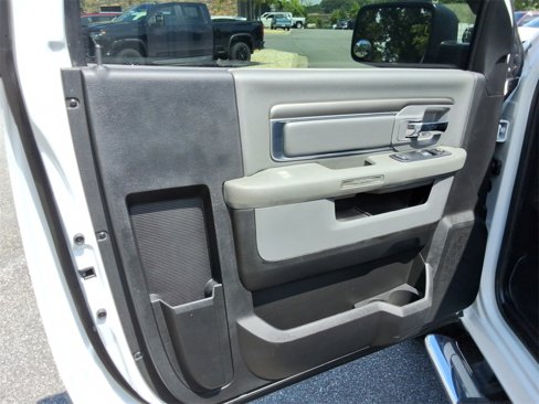 Used 2018 RAM 1500 Express image 19
