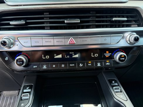 Used 2022 Kia Telluride EX w/ EX Premium Package image 25