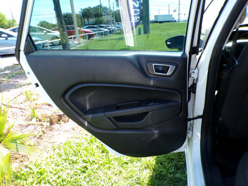 Used 2014 Ford Fiesta SE w/ Equipment Group 201A image 32