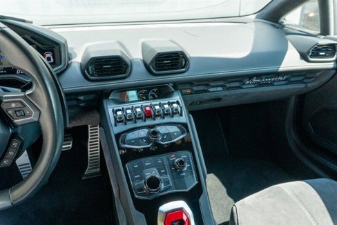 Used 2016 Lamborghini Huracan LP 610-4 image 13