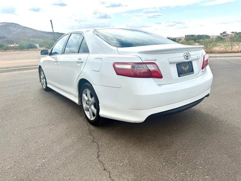 Used 2007 Toyota Camry SE image 4