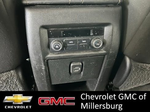 Used 2019 Chevrolet Traverse LT image 38