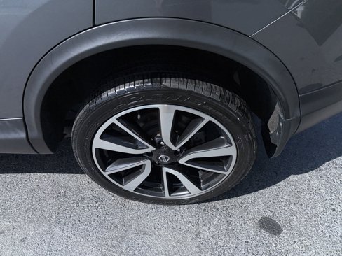 Used 2018 Nissan Rogue Sport SL image 20