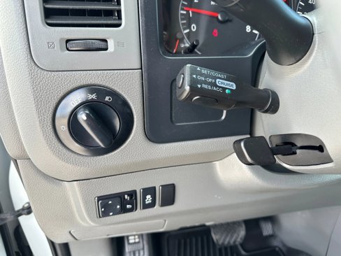 Used 2020 Nissan NV 2500 S image 15