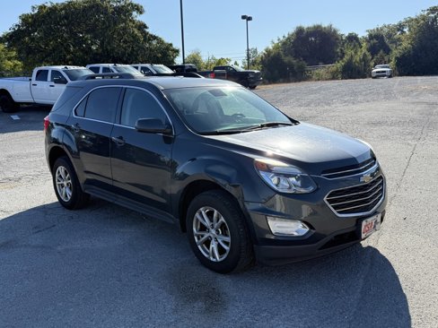 Used 2017 Chevrolet Equinox LT w/ Convenience Package image 4