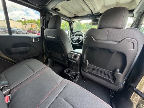 New 2025 Jeep Wrangler Unlimited Rubicon image 19