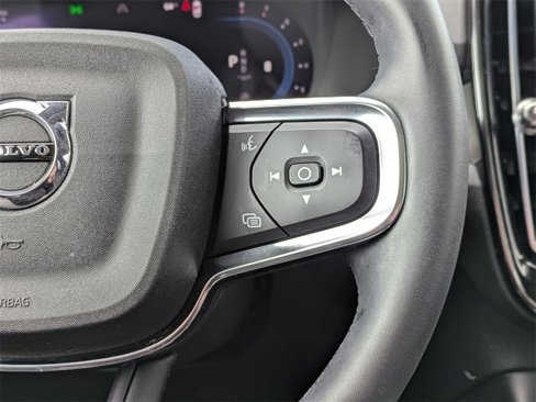 Used 2023 Volvo XC40 B5 Plus w/ Driver Assist Package image 17