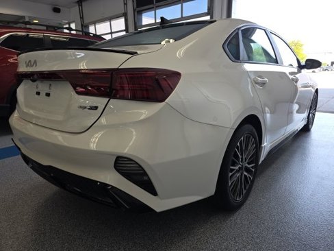 Used 2022 Kia Forte GT-Line image 33