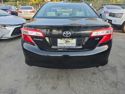 Used 2013 Toyota Camry L image 6