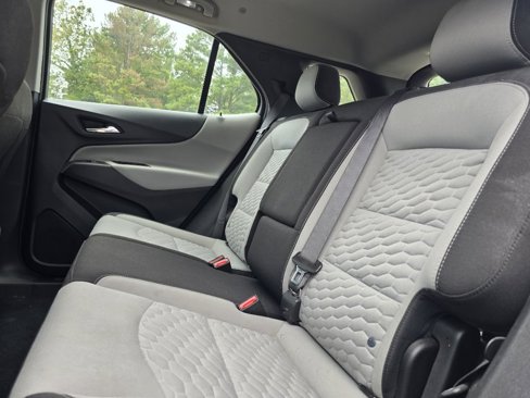 Used 2021 Chevrolet Equinox LS w/ LPO, Floor Liner Package image 15