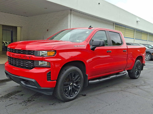 Used 2019 Chevrolet Silverado 1500 Custom w/ Custom Value Package image 3