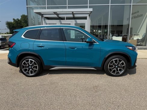 Used 2025 BMW X1 xDrive28i image 2