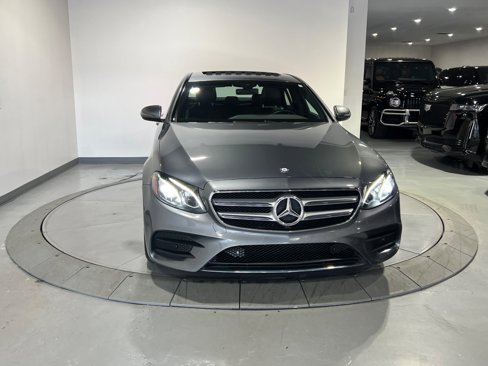 Used 2017 Mercedes-Benz E 300 4MATIC image 10
