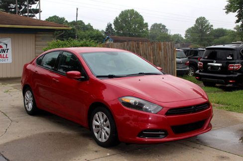 Used 2014 Dodge Dart SXT image 2