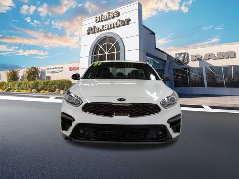 Used 2021 Kia Forte GT-Line w/ GT-Line Premium Package image 10