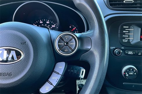 Used 2015 Kia Soul + image 17