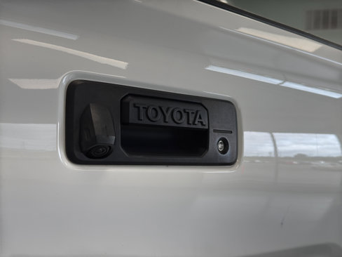 Used 2022 Toyota Tacoma SR image 26
