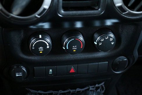 Used 2013 Jeep Wrangler Sport image 14