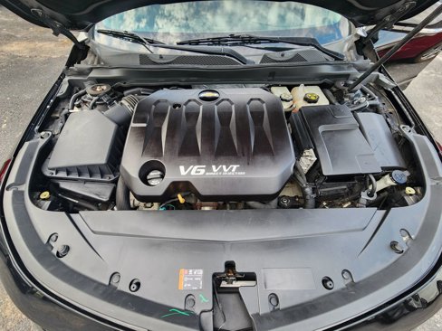 Used 2015 Chevrolet Impala LT w/ Convenience Package image 25
