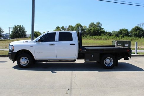 Used 2019 RAM 3500 Tradesman image 2
