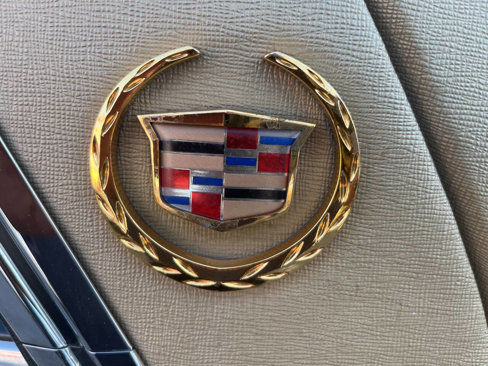 Used 2005 Cadillac De Ville w/ Deville Premium Package image 16