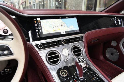 Used 2021 Bentley Continental GT V8 image 13