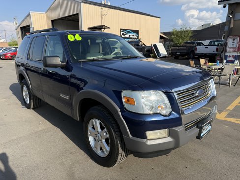Used 2006 Ford Explorer XLT image 1