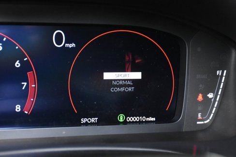 New 2025 Acura Integra image 13