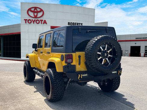 Used 2015 Jeep Wrangler Unlimited Sahara w/ Connectivity Group image 5