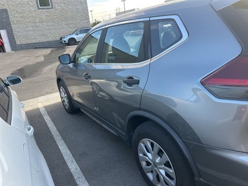 Used 2019 Nissan Rogue S image 6