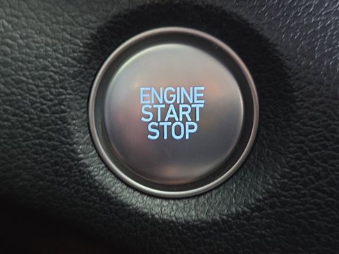 Used 2019 Hyundai Santa Fe SEL image 25