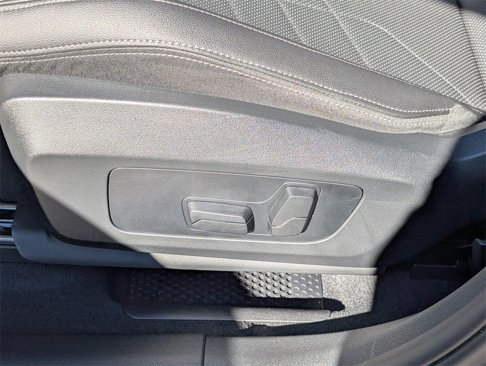 Used 2023 BMW X1 xDrive28i image 15