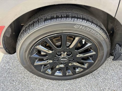 Used 2018 MINI Cooper 4-Door Hardtop image 10