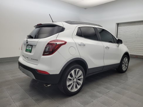 Used 2018 Buick Encore Preferred image 9