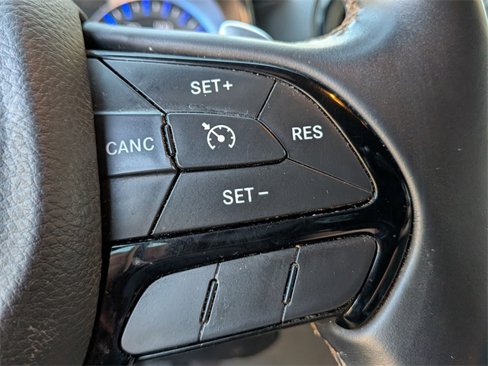 Used 2016 Chrysler 300 S image 21