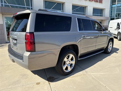 Used 2017 Chevrolet Suburban Premier image 5