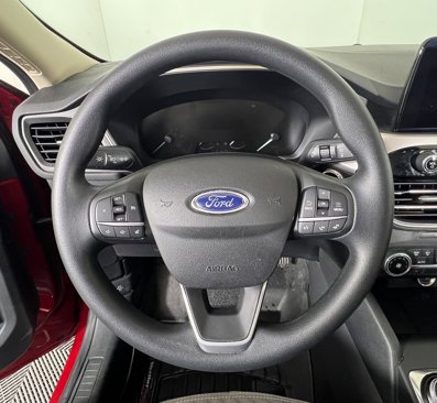 Used 2020 Ford Escape SE image 10