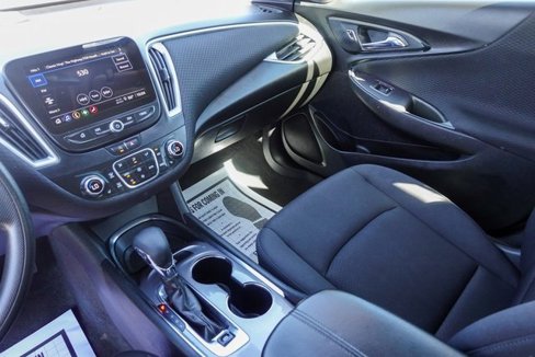 Used 2023 Chevrolet Malibu LT image 18
