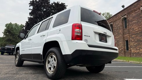 Used 2016 Jeep Patriot Sport w/ Power Value Group image 10