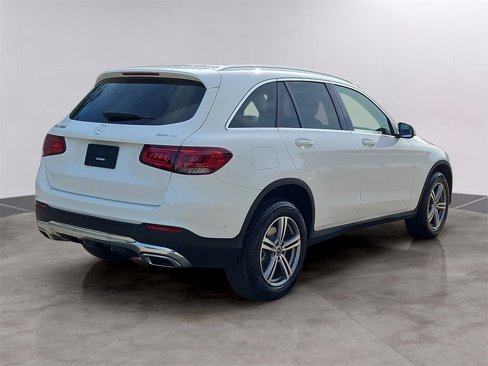 Used 2022 Mercedes-Benz GLC 300 4MATIC image 4