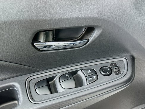 Used 2024 Nissan Versa SV image 15