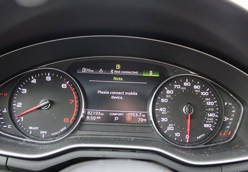 Used 2021 Audi A4 2.0T Premium w/ Convenience Package image 10