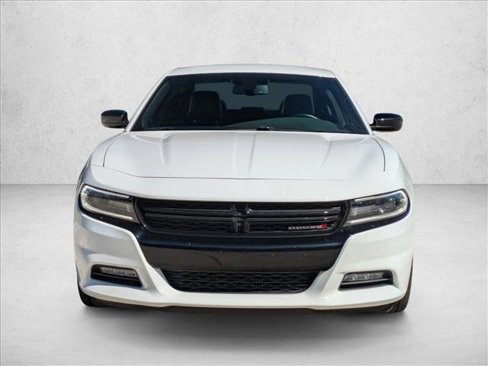 Used 2018 Dodge Charger R/T w/ Plus Group image 2