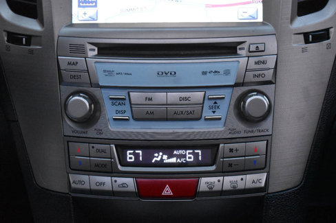 Used 2011 Subaru Outback 3.6R Limited image 25