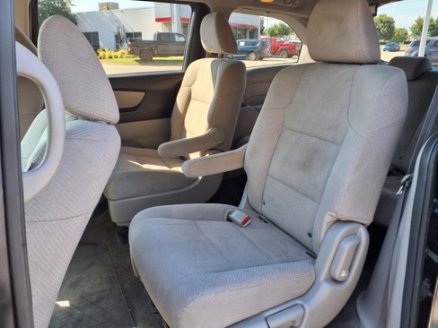 Used 2016 Honda Odyssey LX image 8