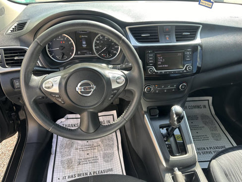 Used 2016 Nissan Sentra SV image 11