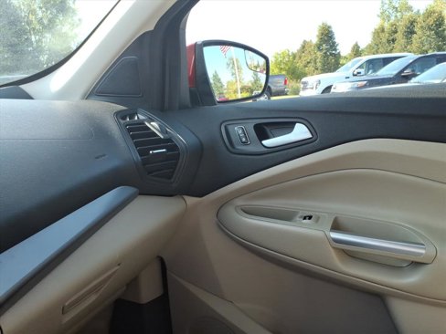 Used 2016 Ford Escape SE w/ Equipment Group 201A image 21